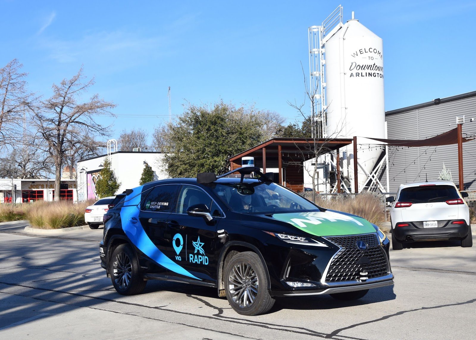 Autonomous on-demand vehicle in Arlington, Texas