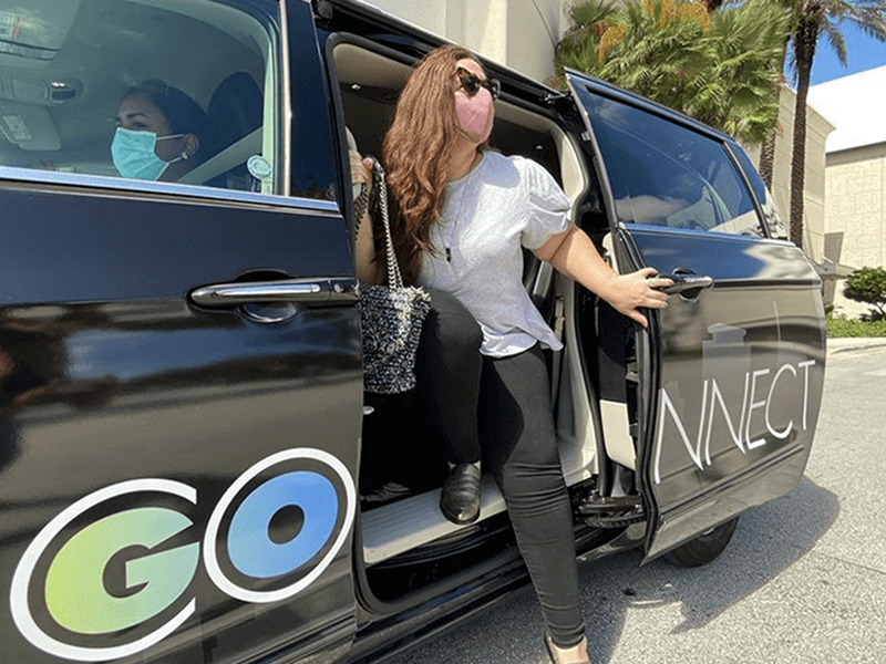 Miami-Go-Connect-vehicle